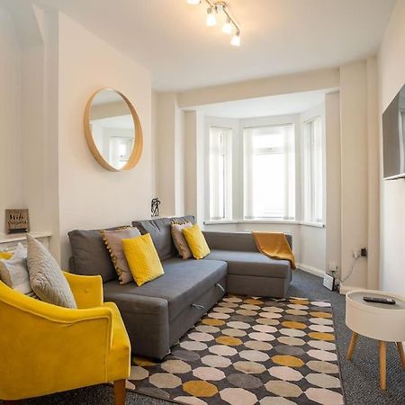 Cozy Townhouse, Walking Distance To Belfast City מראה חיצוני תמונה